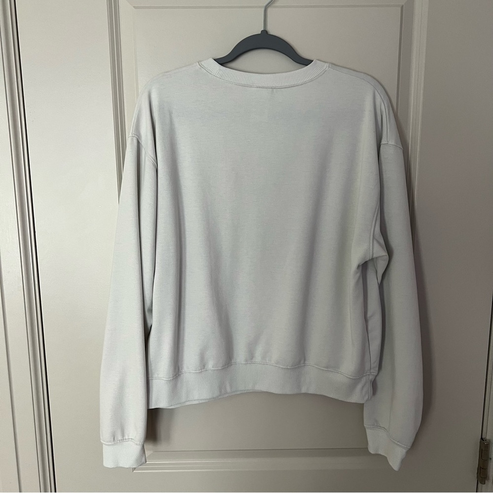 Disney Minnie Mouse Wonens long sleeve pullover sweatshirt | size medium - Picture 9 of 9